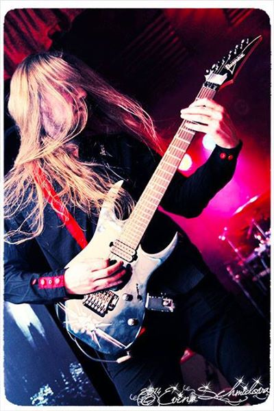 Assimilate - Photo Evina Schmidova (7)